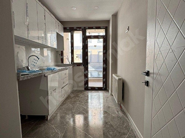 FIRSAT Ambarlı Mahlesinde Kapalı Otoparklı 3+1 Daire - Görsel 8