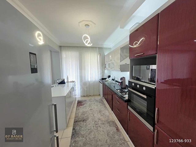 UNCALI HST.YAKINI MOLLAYUSUFTA 3+1 HAVUZLU SİTEİÇİ KİRALIK DAİRE