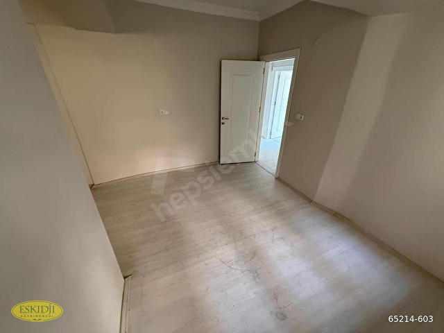 ESKİDJİ  DEN BAHÇELİEVLER DE SATILIK 3+1 DAİRE - Görsel 28