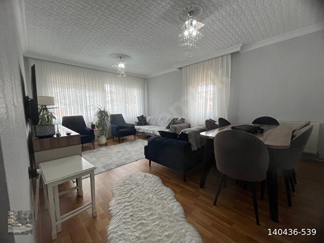 ÖMER EMLAKTAN**3+1 ASANSÖRLÜ YAPILI MUTLU CAD.CUMA PAZARI DİBİ** - Görsel 2