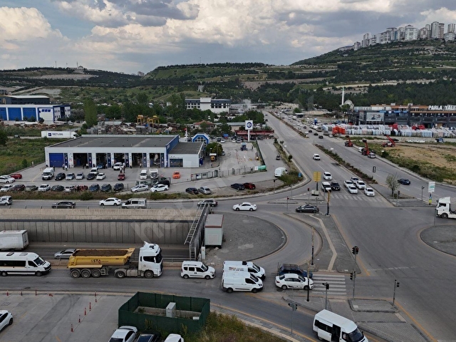 TR Invest İş Merkezinde Ön Cephe 2+1 100 m² Kiralık Sıfır Ofis - Görsel 27