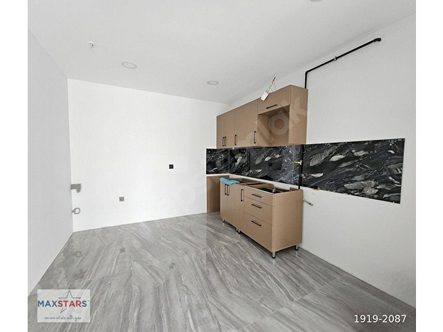 TR Invest İş Merkezinde Ön Cephe 2+1 100 m² Kiralık Sıfır Ofis - Görsel 21