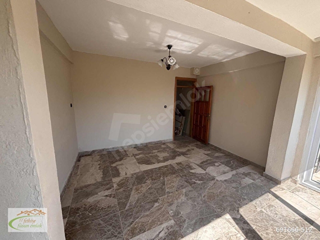 FÜSUN EMLAKTAN GİRİŞ KATI BAHÇELİ 3+1 EBEVEYN BANYOLU DAİRE - Görsel 21