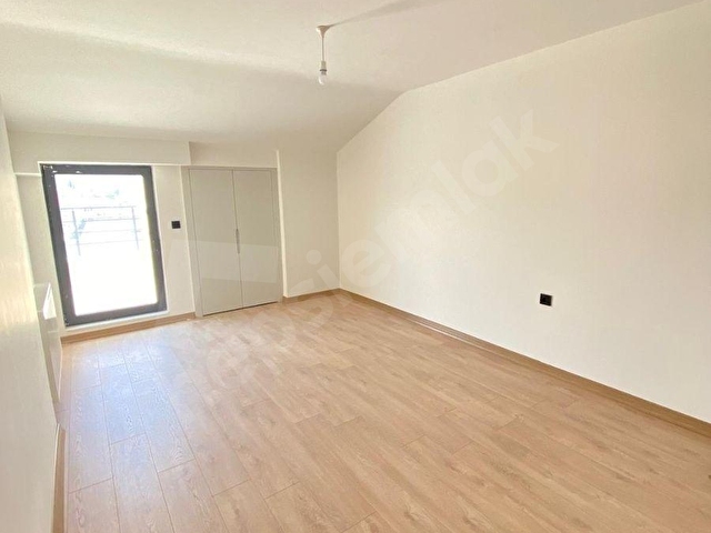 KIZILAY YENİ BİNA SIFIR DAİRE KAPALI OTOPARK DUBLEX 4+1 ÇİFT ASANSÖR  KOMBİLİ MANZARALI - Görsel 24