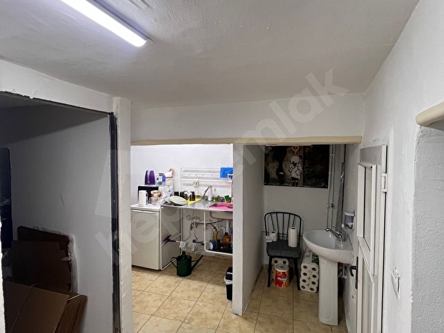 Hüsrev Gerede Caddesinde Hazır kiralık mağaza - Görsel 11