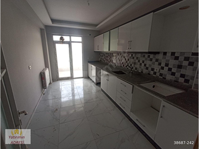 KADİR EMLAK İNŞAAT OFİSİ İLE TÜRKÖZÜ 3+1 Y.GİRİŞ ÇİFT BALKON.