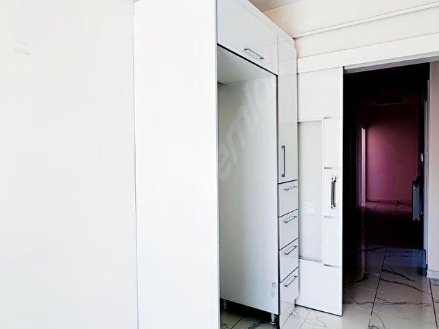 REDSTONEDAN ALİPAŞADA ÖNÜ AÇIK GENİŞ AYPARK SİTESİNDE 3+1 DAİRE - Görsel 7