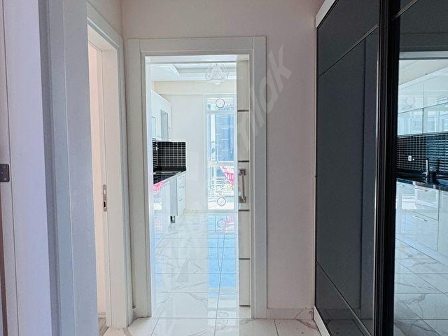 REDSTONEDAN ALİPAŞADA ÖNÜ AÇIK GENİŞ AYPARK SİTESİNDE 3+1 DAİRE - Görsel 4