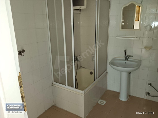 ÜSKÜDAR BULGURLU MAH. ARİFLER SİTESİNDE 3+1 SATILIK DAİRE - Görsel 9