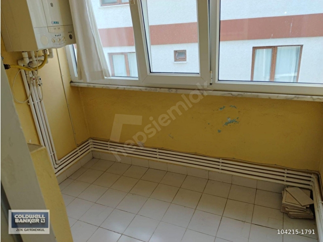 ÜSKÜDAR BULGURLU MAH. ARİFLER SİTESİNDE 3+1 SATILIK DAİRE - Görsel 4