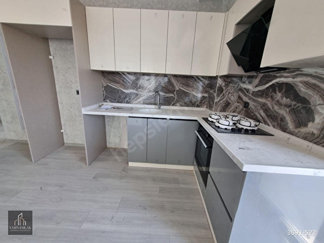 YÜKSEK KREDİLİ BULVARA YÜRÜME MESAFESİNDE LÜKS YAPILI 2+1 DAİRE - Görsel 17