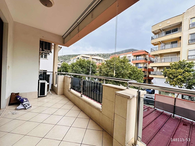 MİLAS ÇARŞISININ TAM MERKEZİNDE SATILIK 3+1 DAİRE - Görsel 3