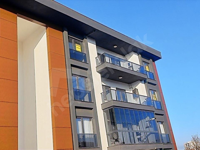 LİR DEN NUSRATİYE DE (HÜRRİYET MAH)SATILIK SIFIR 2+1 DAİRE