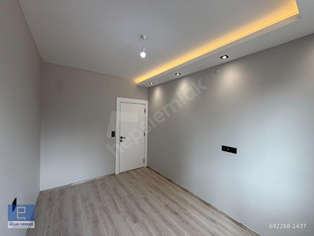 ## NİĞDE EMLAK MRKZNDEN HASTANE ALTI KOMBİLİ 1+1 SIFIR DAİRE # - Görsel 18
