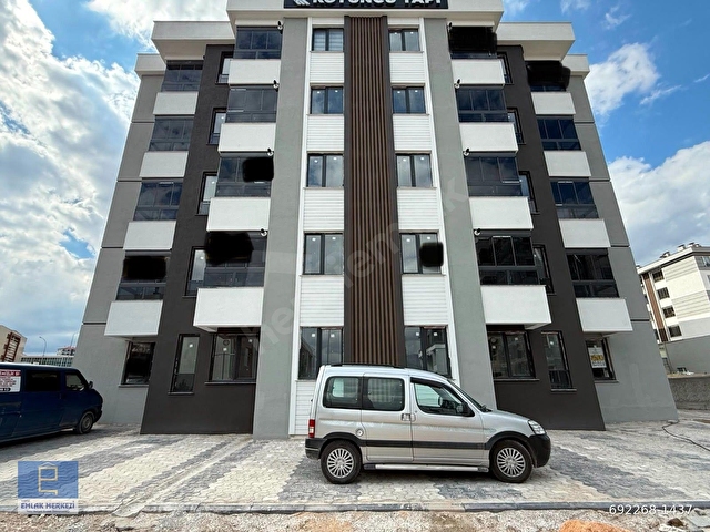 ## NİĞDE EMLAK MRKZNDEN HASTANE ALTI KOMBİLİ 1+1 SIFIR DAİRE # - Görsel 3