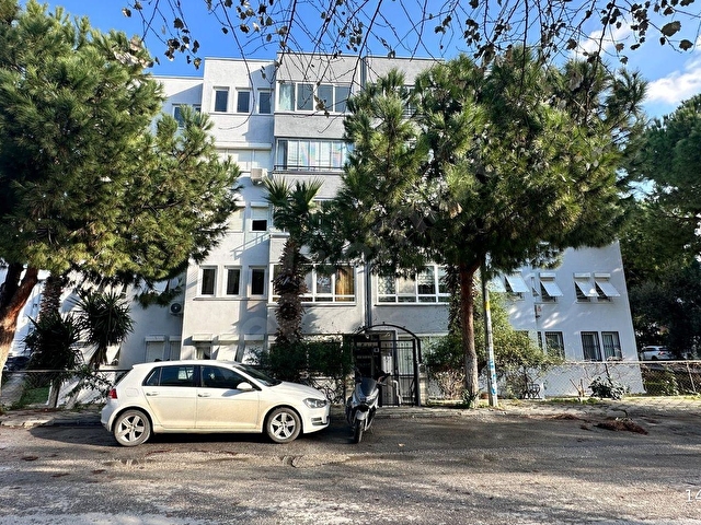 Kadınlar Denizi Mah. Kemerköy Sitesinde Satılık 3+1 Daire - Görsel 2