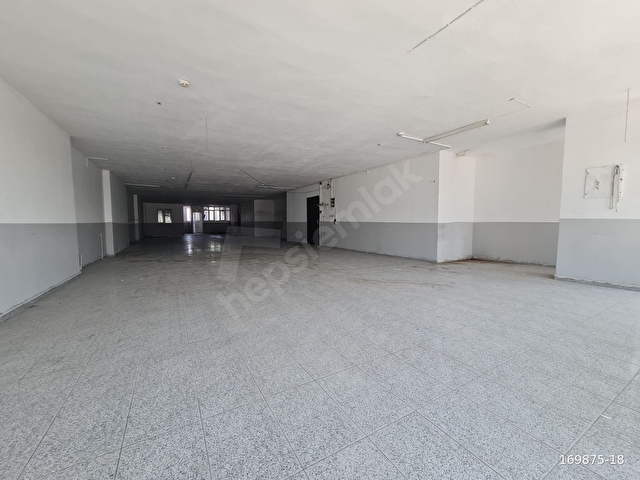 FATİH İNŞAAT GAYRİMENKUL DEN HABİPLER 300M2 KİRALIK DÜKKAN - Görsel 2