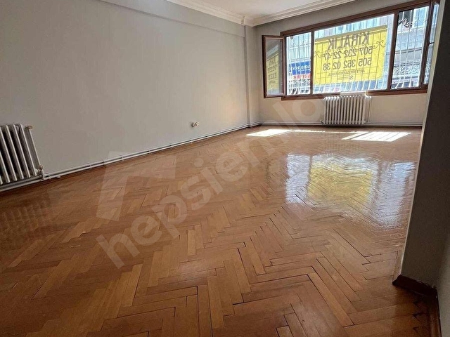 Üsküdar Çiçekçide Kiralık Geniş 3+1 Daire - Görsel 6