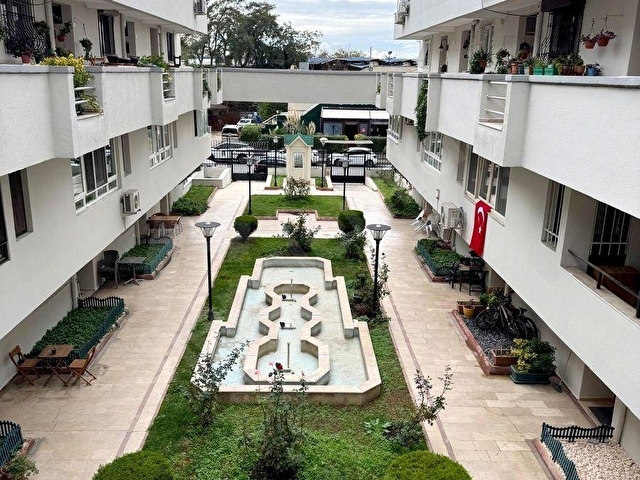 YEŞİLKÖY TOPLU KONUT SİTESİNDE KİRALIK EMSALSİZ TRİPLEKS