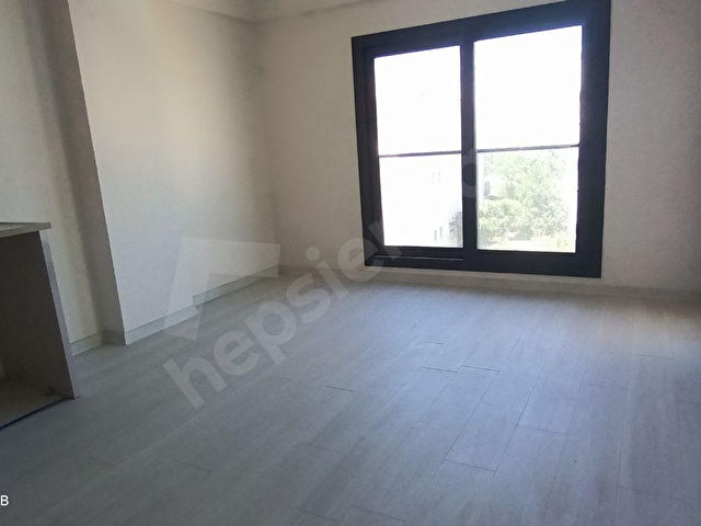 YENİFOÇA NAREZENDE SATILIK MERKEZE YAKIN ARAKAT 2+1 DAİRE - Görsel 5