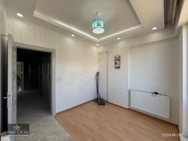 ONKOLOJİDE HAVUZLU SİTEDE BAKIMLI 3+1 SATILIK DAİRE - Görsel 7