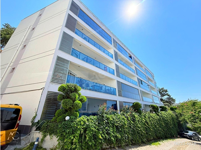 ACLASSDAN MERKEZI KONUMDA-DENIZ MANZARALI-FULL EŞYALI-HAVUZ/OTOPARKLI  ACIL SATILIK FIRSAT DAİRE - Görsel 13