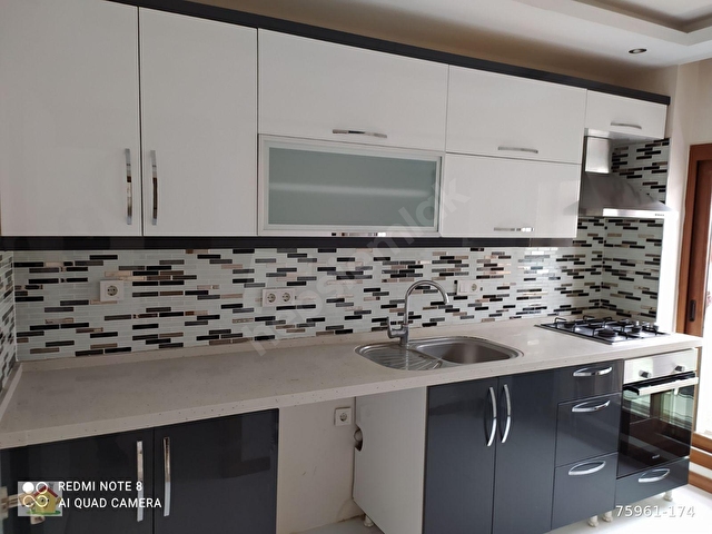 Balçova Onur Mahallesinde 2+1 90 m2 Asansörlü Yeni Bina Kiralık Daire - Görsel 3