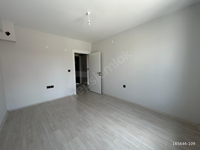 ESENTEPE MAH. YEŞİL MEYDAN CAD. YAKINI İSKANLI SATILIK 2+1 DAİRE - Görsel 14