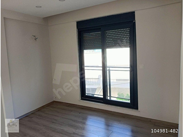 KARŞIYAKA MAHALLESİNDE EŞSİZ DENİZ MANZARALI OTURUMA HAZIR 2+1 DAİRE - Görsel 28