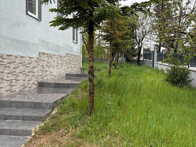 TEMELLİ BAYINDIR SİTESİNDE SATILIK BAHÇELİ VILLA - Görsel 27