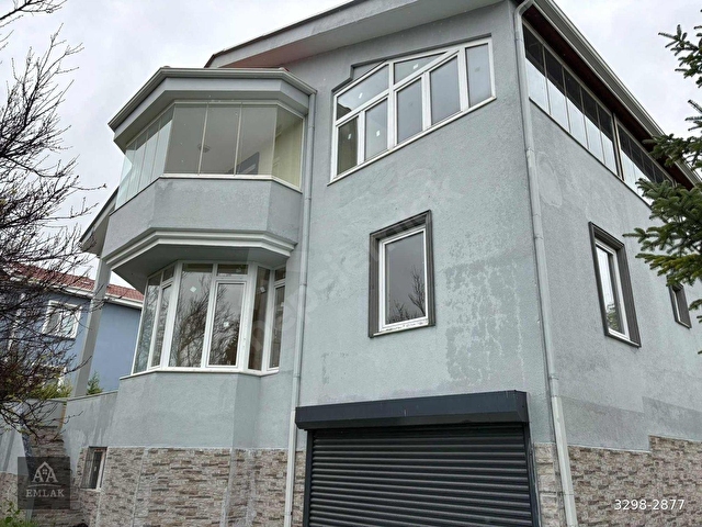 TEMELLİ BAYINDIR SİTESİNDE SATILIK BAHÇELİ VILLA