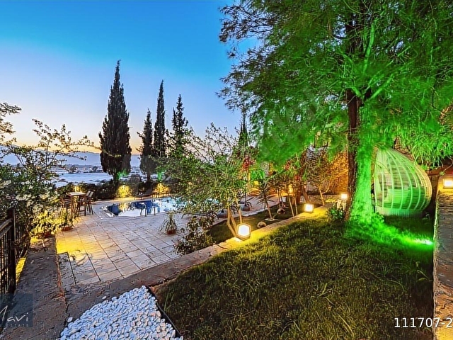 Patarada 4 yatak odalı, geniş, mahrem özel tasarım villa - Görsel 16
