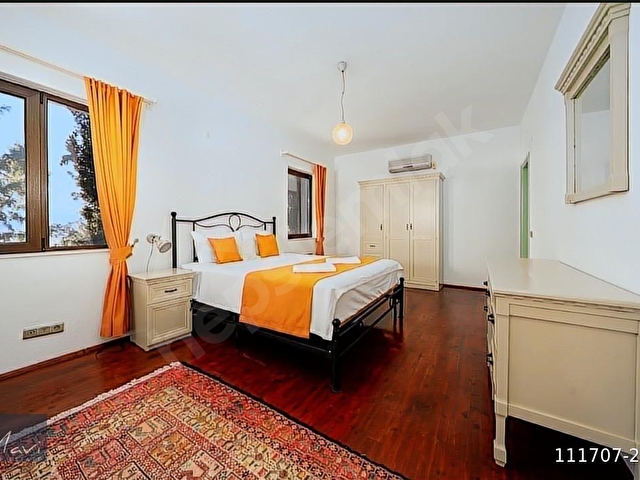 Patarada 4 yatak odalı, geniş, mahrem özel tasarım villa - Görsel 11