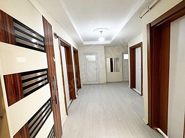 ACİL SATILIK 3+1 145M2 METROBÜSE YAKIN TERTEMİZ FIRSAT DAİRE !! - Görsel 25