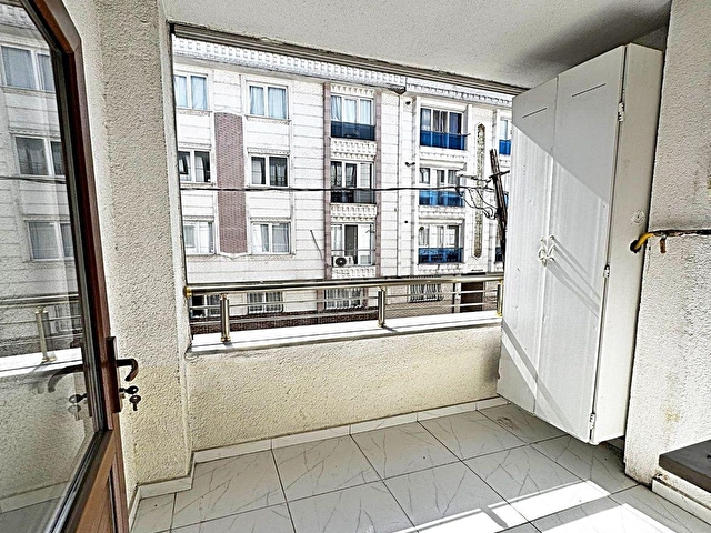 ACİL SATILIK 3+1 145M2 METROBÜSE YAKIN TERTEMİZ FIRSAT DAİRE !! - Görsel 5