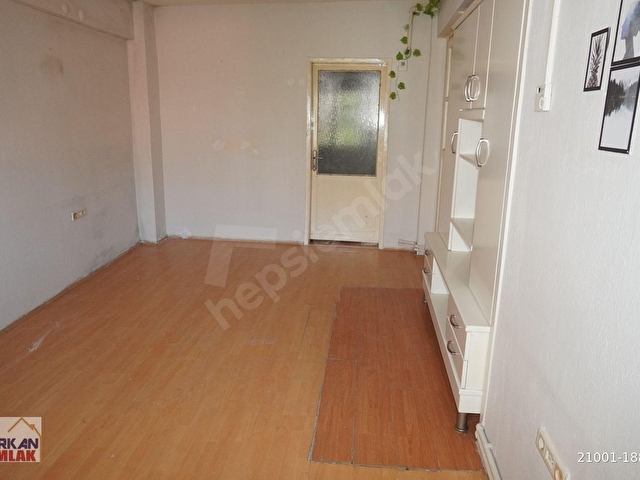 ÇİĞLİ YAKAKENTTE DOGALGAZLI KİRALIK DAİRE ÇİĞLİ SERKAN EMLAKDAN - Görsel 13