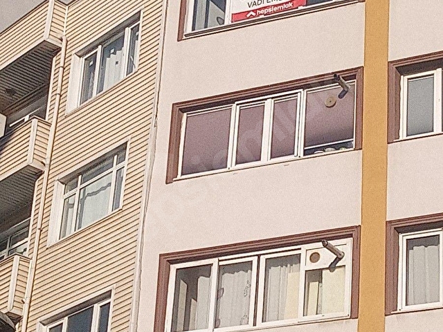 BANDIRMA ORDU CADDAESİNDE HER YEREYAKIN KONUMDA 3+1 ARAKATASANSRLÜ KİRALIK DAİRE
