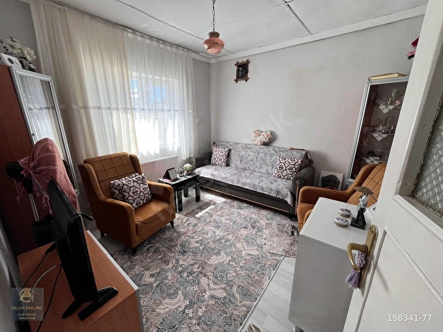 BOZCAADAYA YAKIN KONUMDA GEYİKLİ MERKEZDE SATILIK MÜSTAKİL EV - Görsel 8