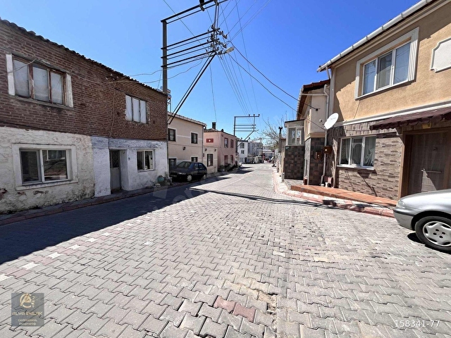 BOZCAADAYA YAKIN KONUMDA GEYİKLİ MERKEZDE SATILIK MÜSTAKİL EV - Görsel 26