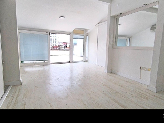 cihangirde Airbnb izinli teraslı deniz manzarali dublex - Görsel 10