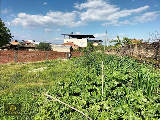 AYDIN EGE EMLAKTAN YENİPAZAR DOĞU MAH.  KONUT İMARLI 291m2 SATILIK ARSA
