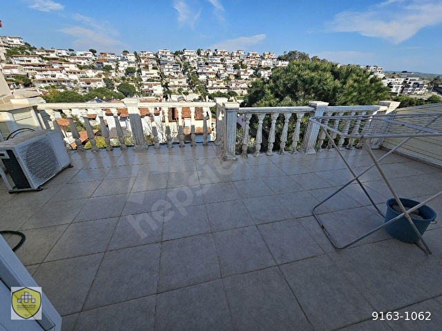 Seferihisar Akarca Yenisu Evlerinde Bakımlı Kiralık 4+1 Villa - Görsel 10
