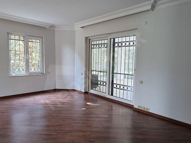 Uskumruköy Arıköy de Kiralık 4+2 Bakımlı Villa - Görsel 4
