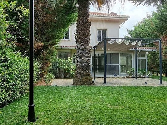 Uskumruköy Arıköy de Kiralık 4+2 Bakımlı Villa - Görsel 23