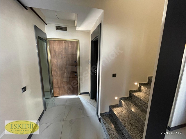 Bağlıca da Yatay Mimari Konseptli Satılık Full Lüx Yapılı 5+1 Villa - Görsel 21