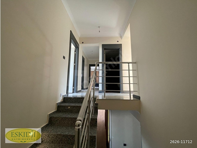 Bağlıca da Yatay Mimari Konseptli Satılık Full Lüx Yapılı 5+1 Villa - Görsel 24