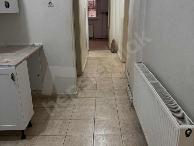 Kiralık 2 + 1 Doğalgazlı daire giriş kat - Görsel 2