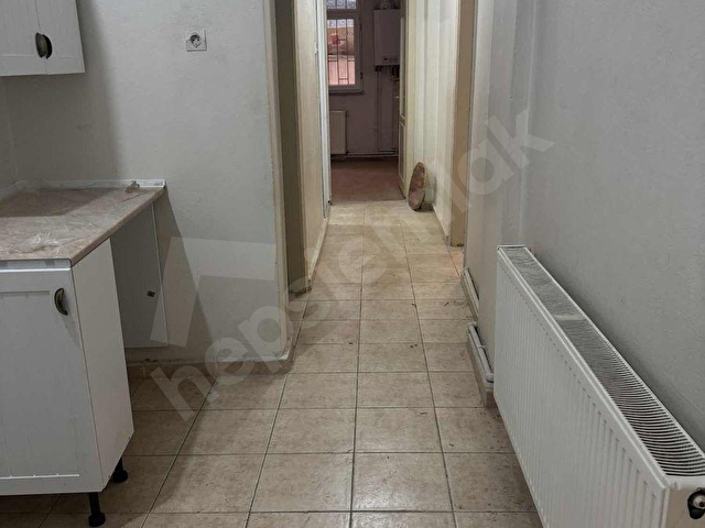 Kiralık 2 + 1 Doğalgazlı daire giriş kat - Görsel 3