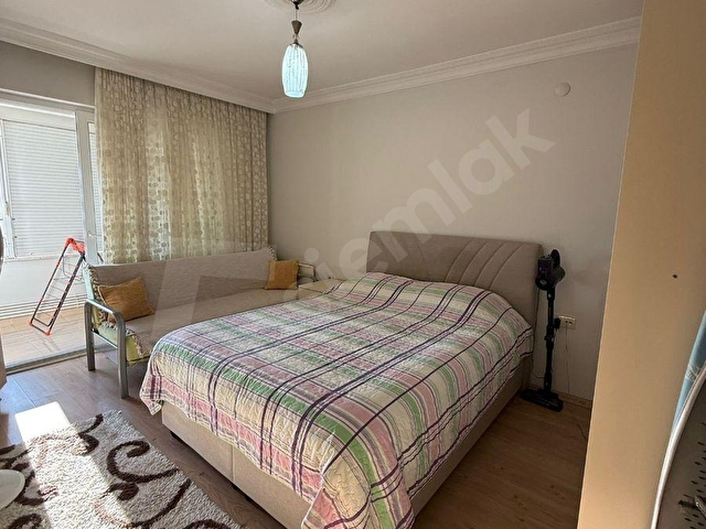 ŞEHİR MERKEZİNDE ÖZENLE YAPILMIŞ 3+1 130 M2 AYRI MUTFAKLI DAİRE - Görsel 8