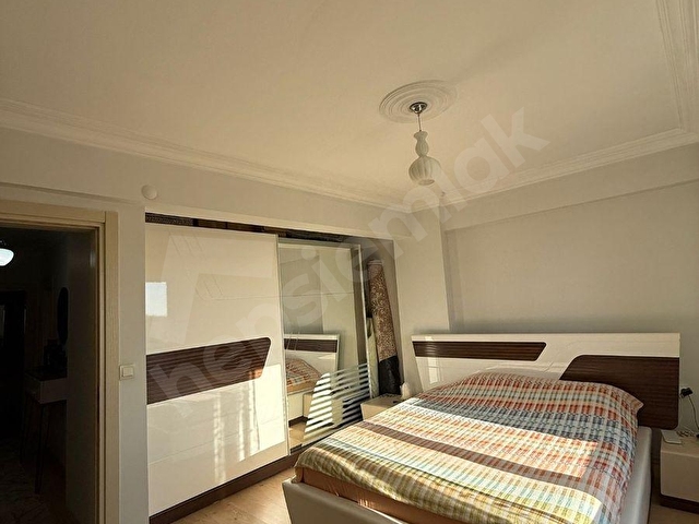 ŞEHİR MERKEZİNDE ÖZENLE YAPILMIŞ 3+1 130 M2 AYRI MUTFAKLI DAİRE - Görsel 5